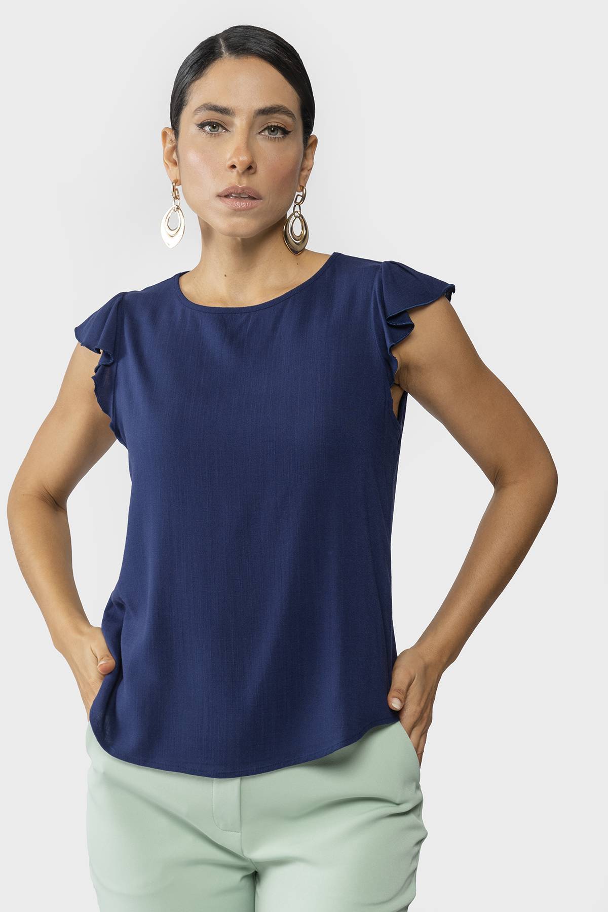 Blusa de cuello redondo sale