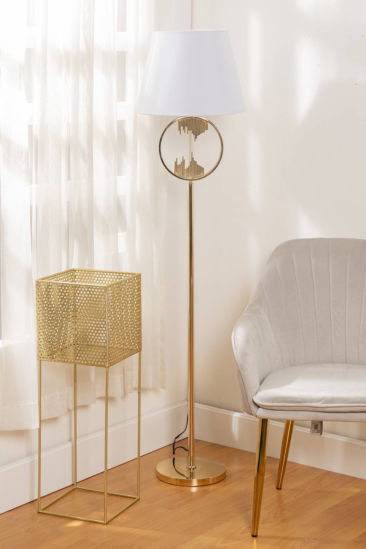 Lámpara de Piso Concepts De Prati Tienda Online