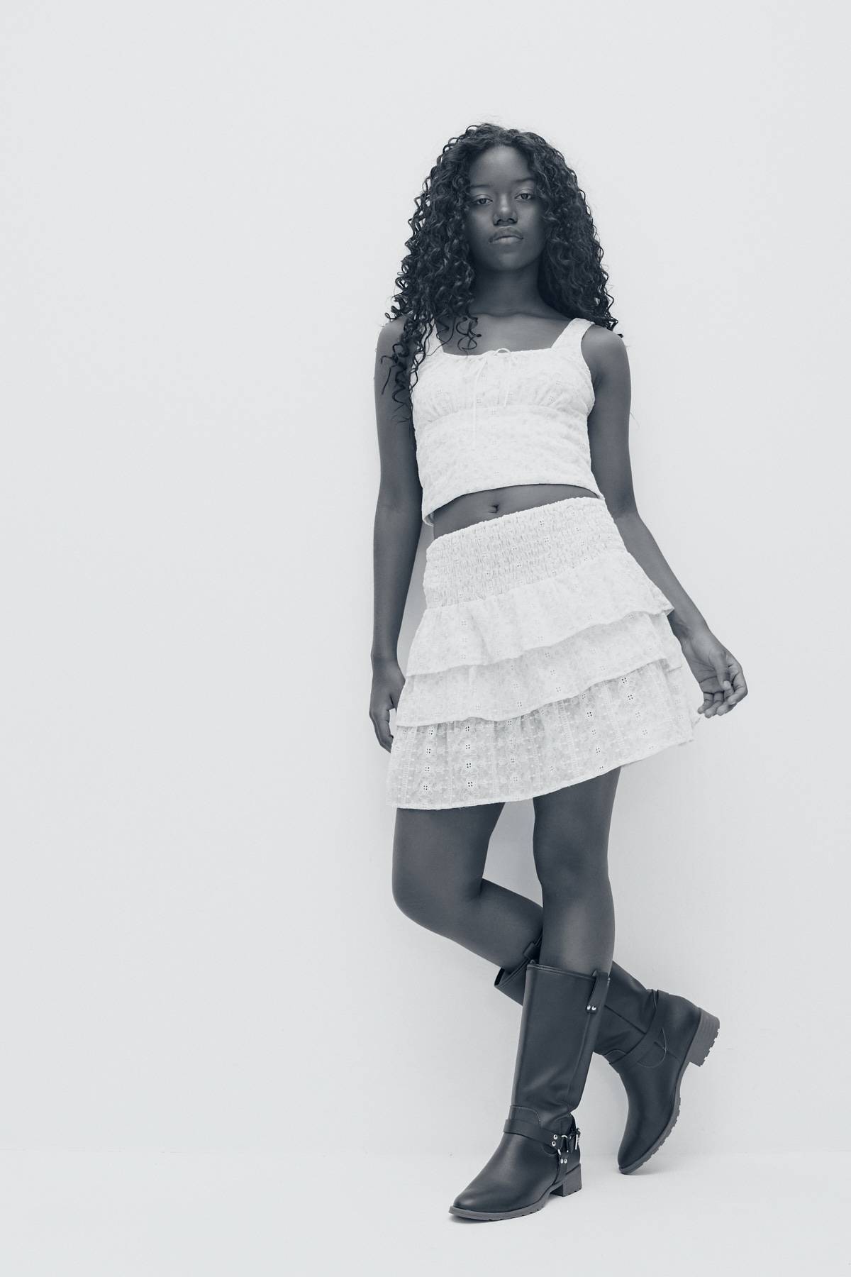 Falda Corta con Vuelos H&O Trybu Deprati Tienda Online