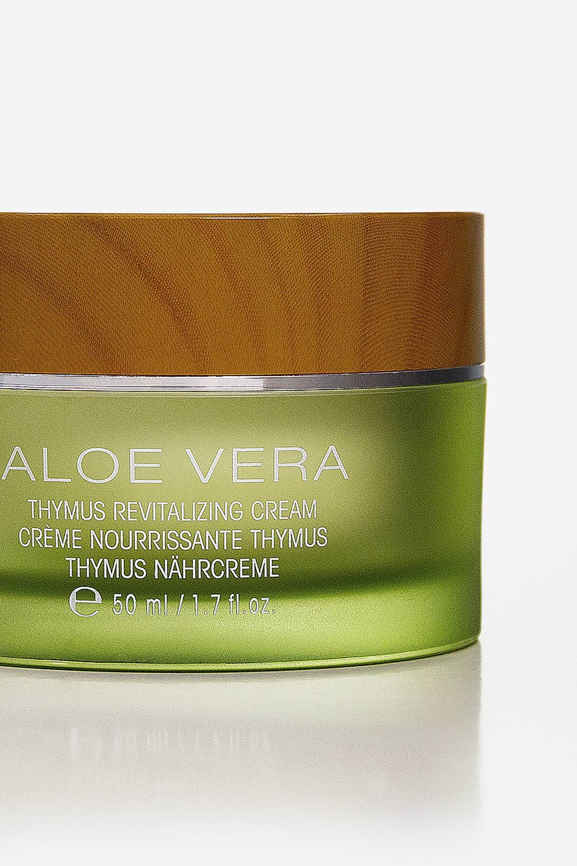 Crema con Aloe Vera Thymus tre belle | Deprati Tienda Online