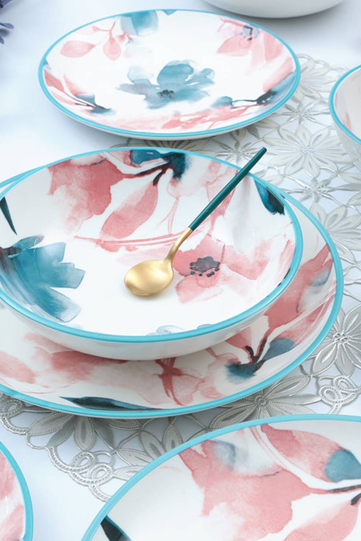 Vajilla 18 Piezas Ripley SET VAJILLA RIPLEY HOME FLOR HIBISCOS