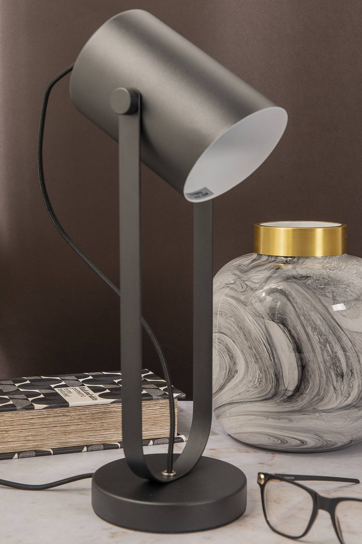 Lámpara de Metal para Escritorio Negra De Prati Tienda Online