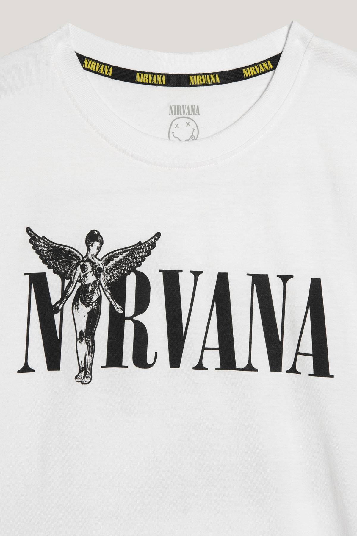 Camiseta nirvana blanca hot sale