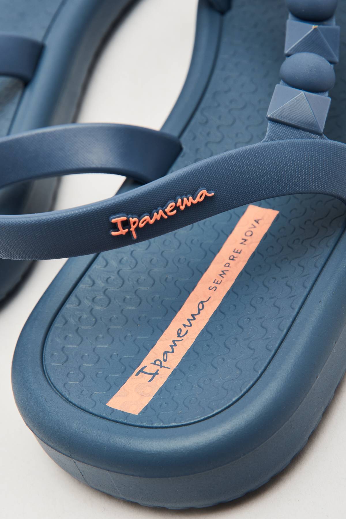 Shakira Ipanema Shoe Ipanema X Shakira Meu Sol Sandal Ad Women