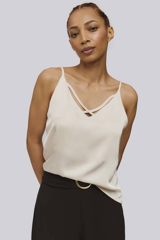 Blusa con tira en el cuello clearance