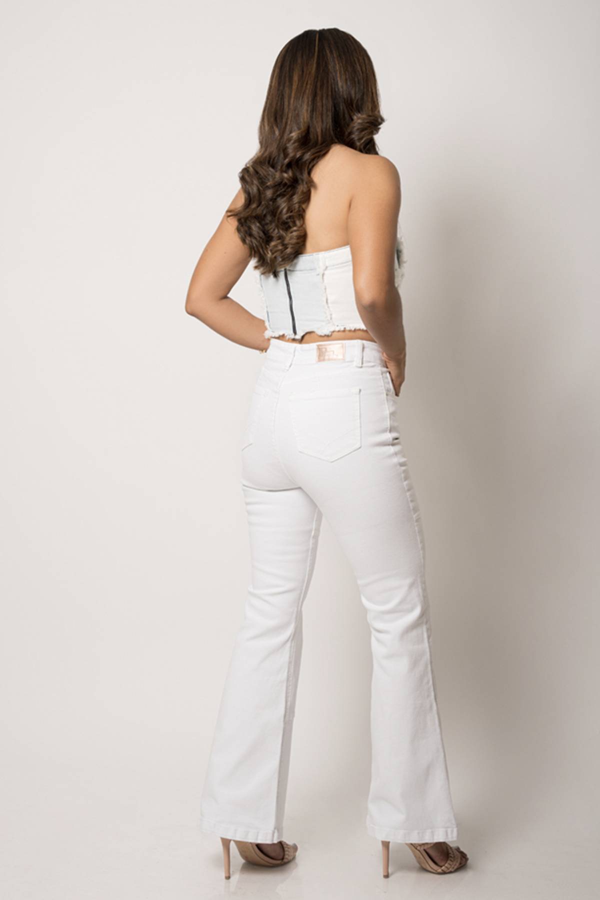 Jeans best sale flare blanco