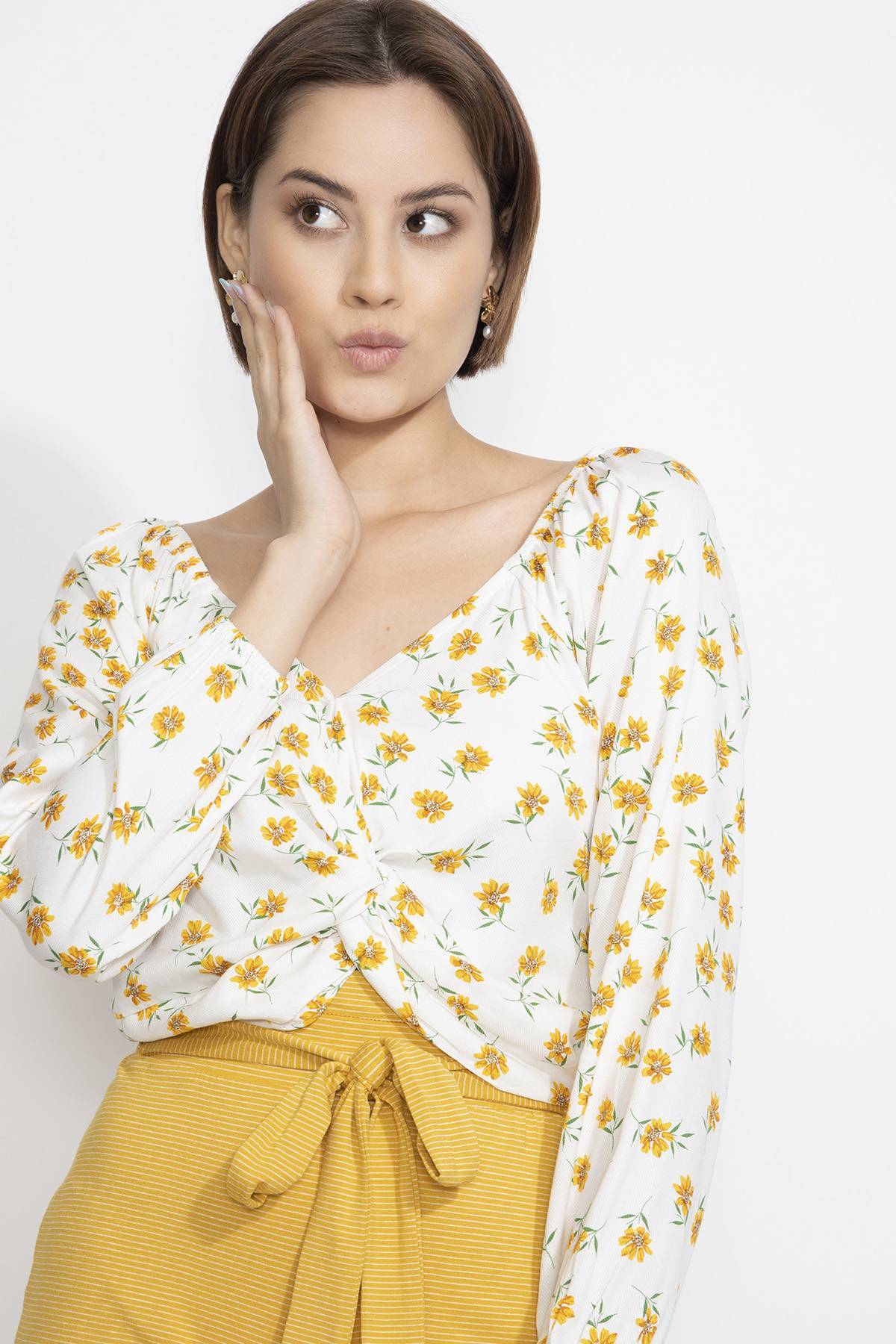 Blusas de flores discount 2019