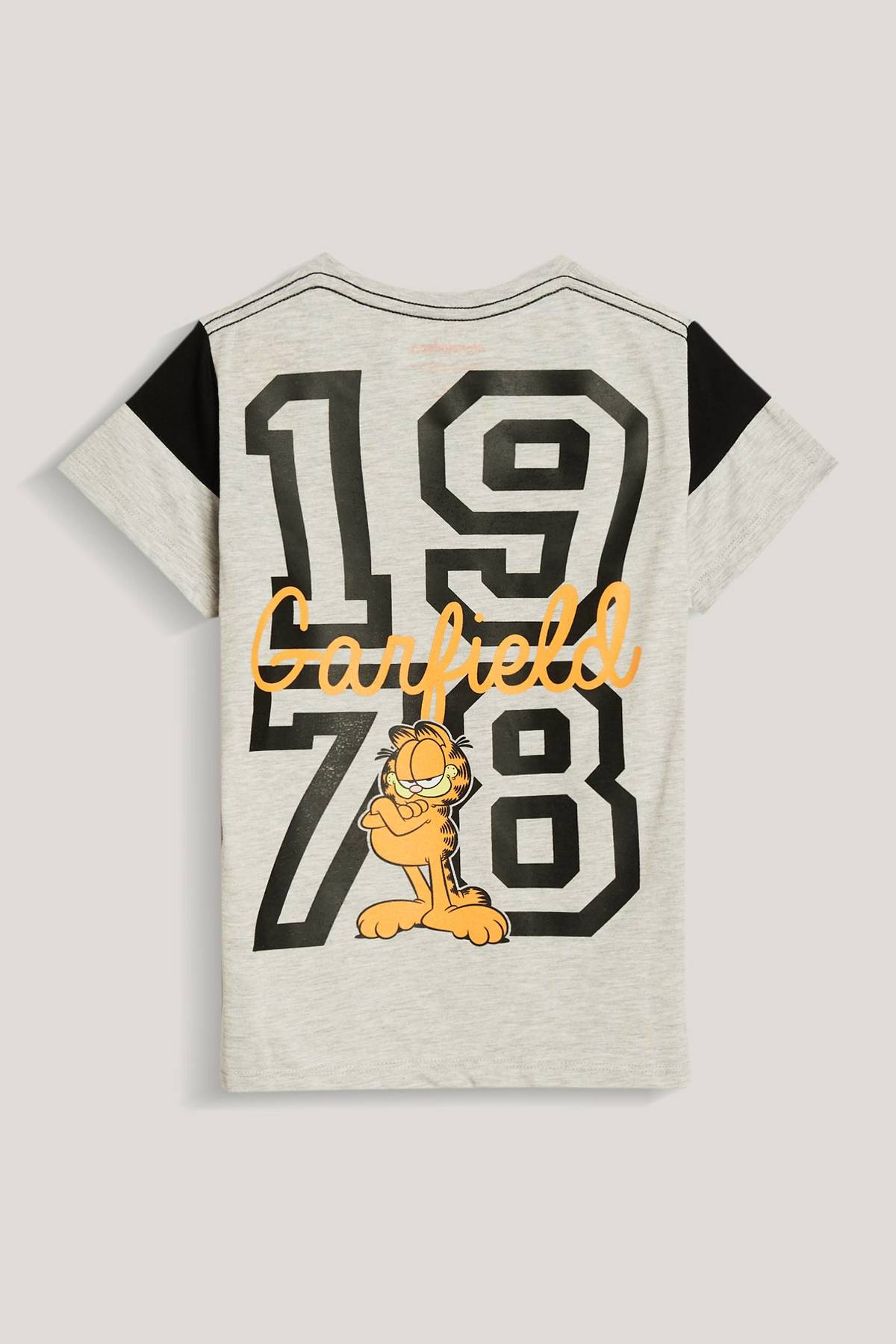 Camiseta garfield bershka hot sale