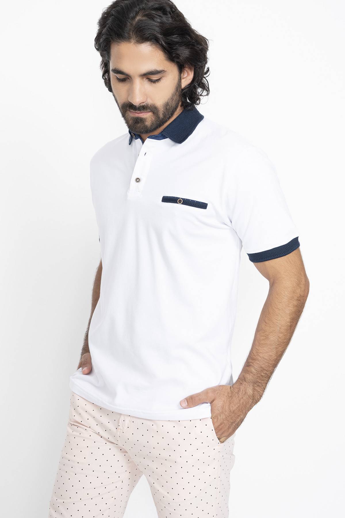 Camiseta tipo polo online con bolsillo