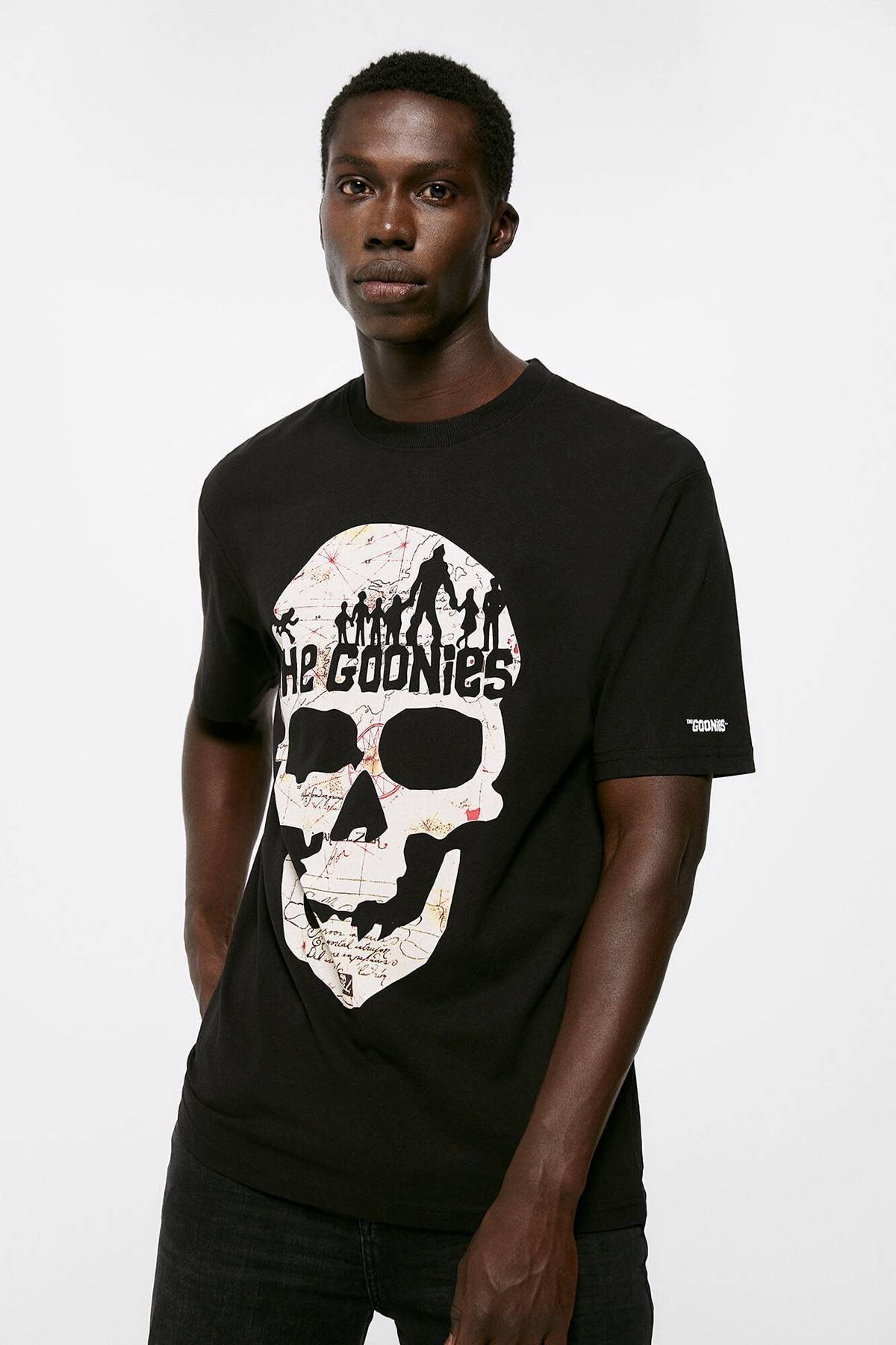 Camiseta los goonies zara hotsell