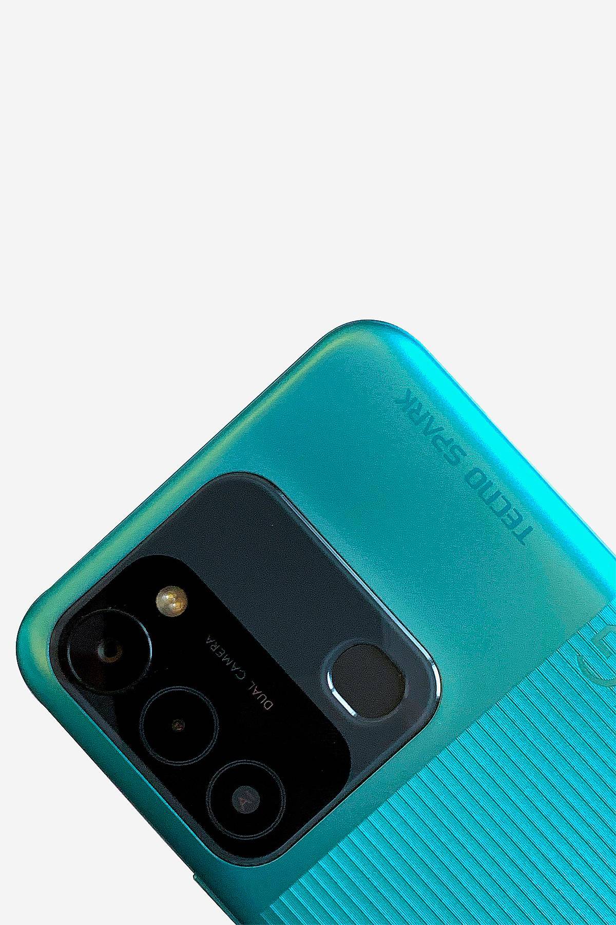 Tecno Spark Go Turquesa | Deprati Tienda Online