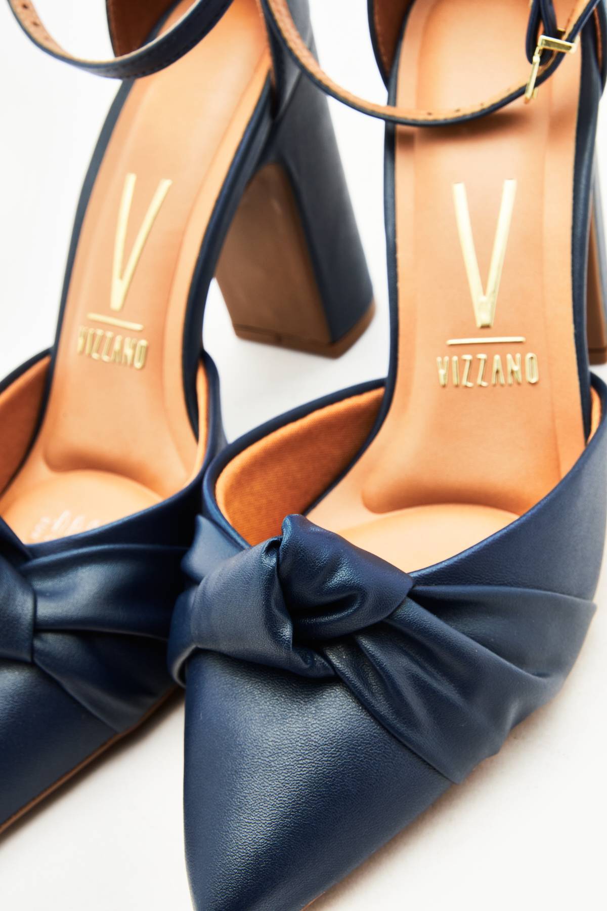 Nudo Cuadrado Nudo De Zapatos Vizzano Taco Cuadrado Zapatos