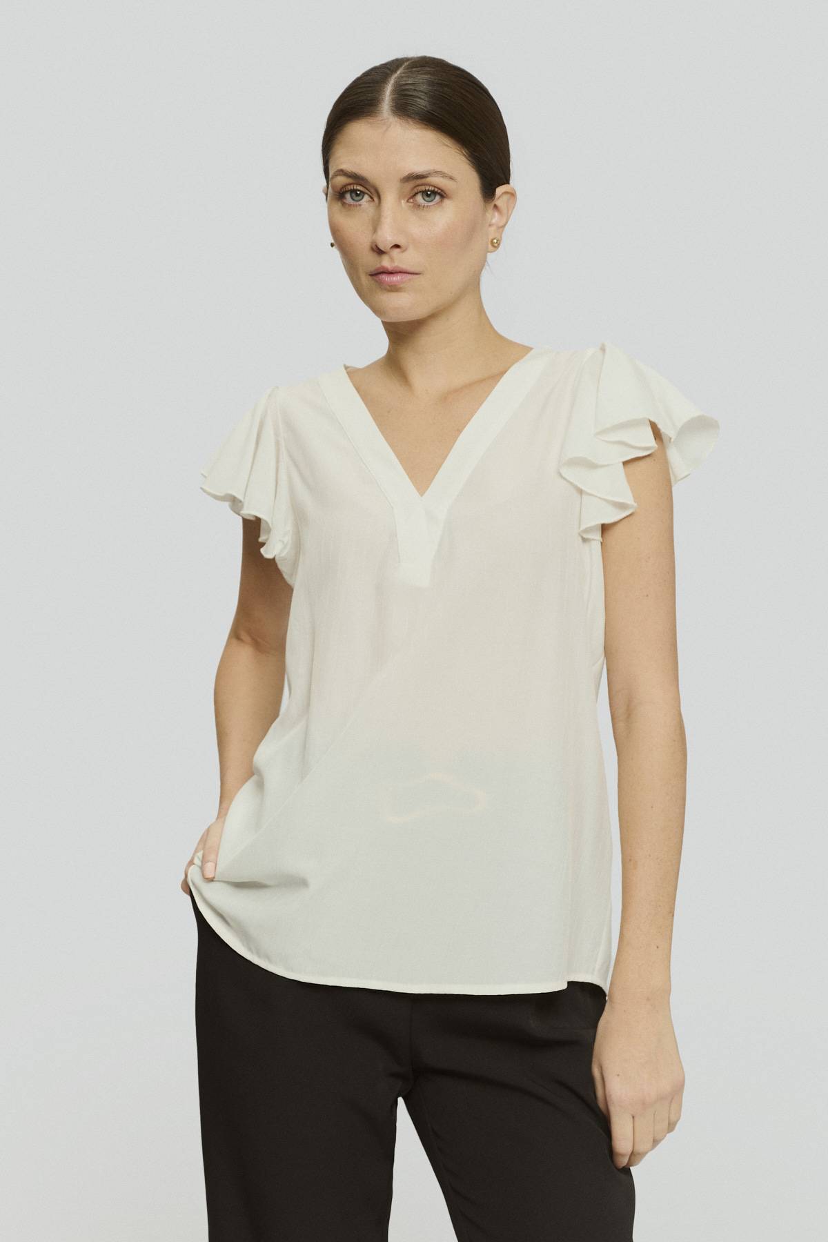 blusa-cuello-en-v-expressions-deprati-tienda-online