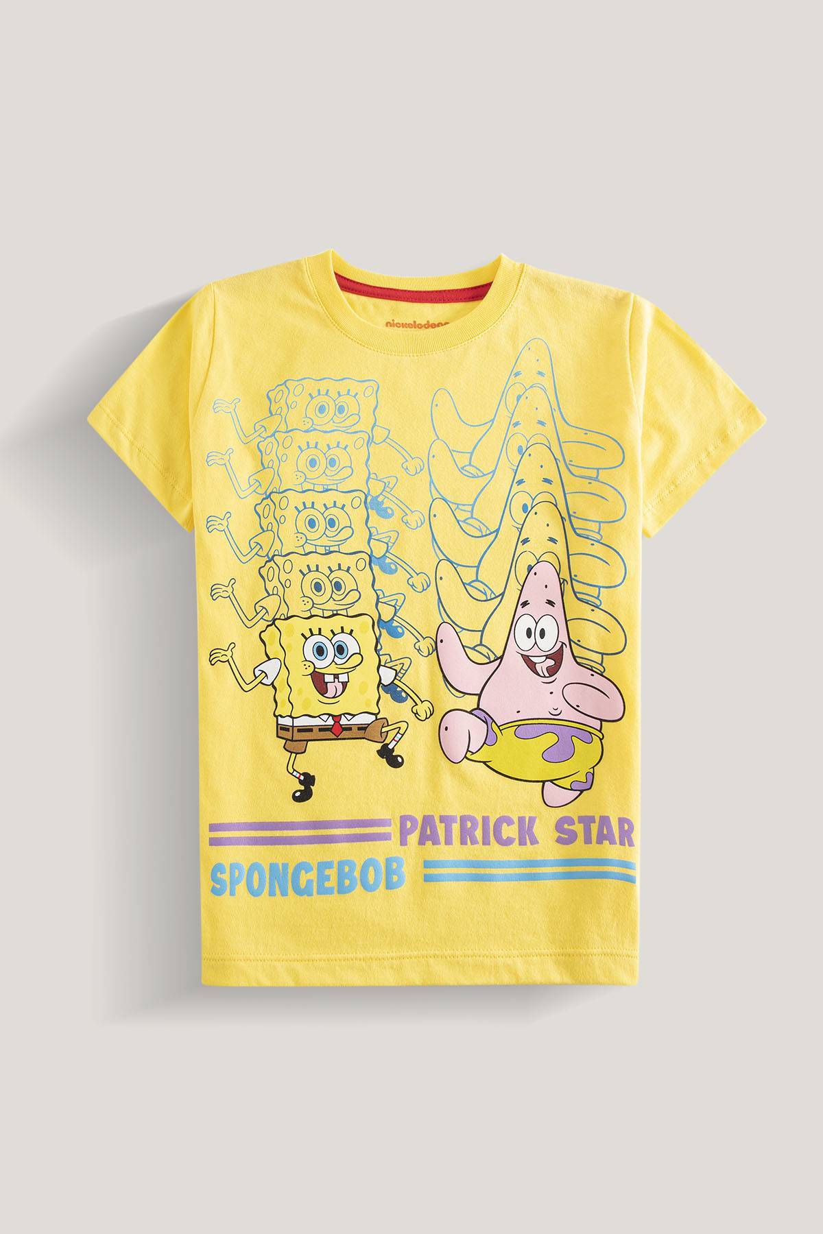 Camiseta bob esponja y patricio online stradivarius